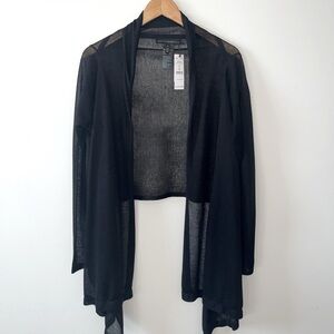 Black shoulder wrap